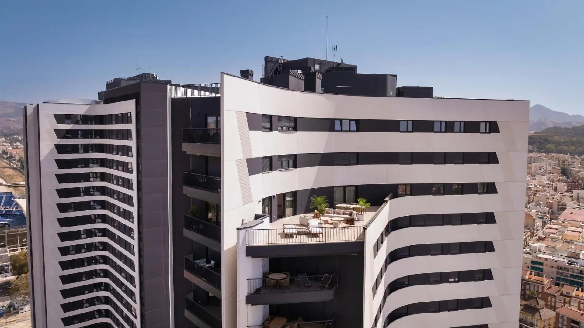 Urban Sky Malaga Sea View 27E Apartment