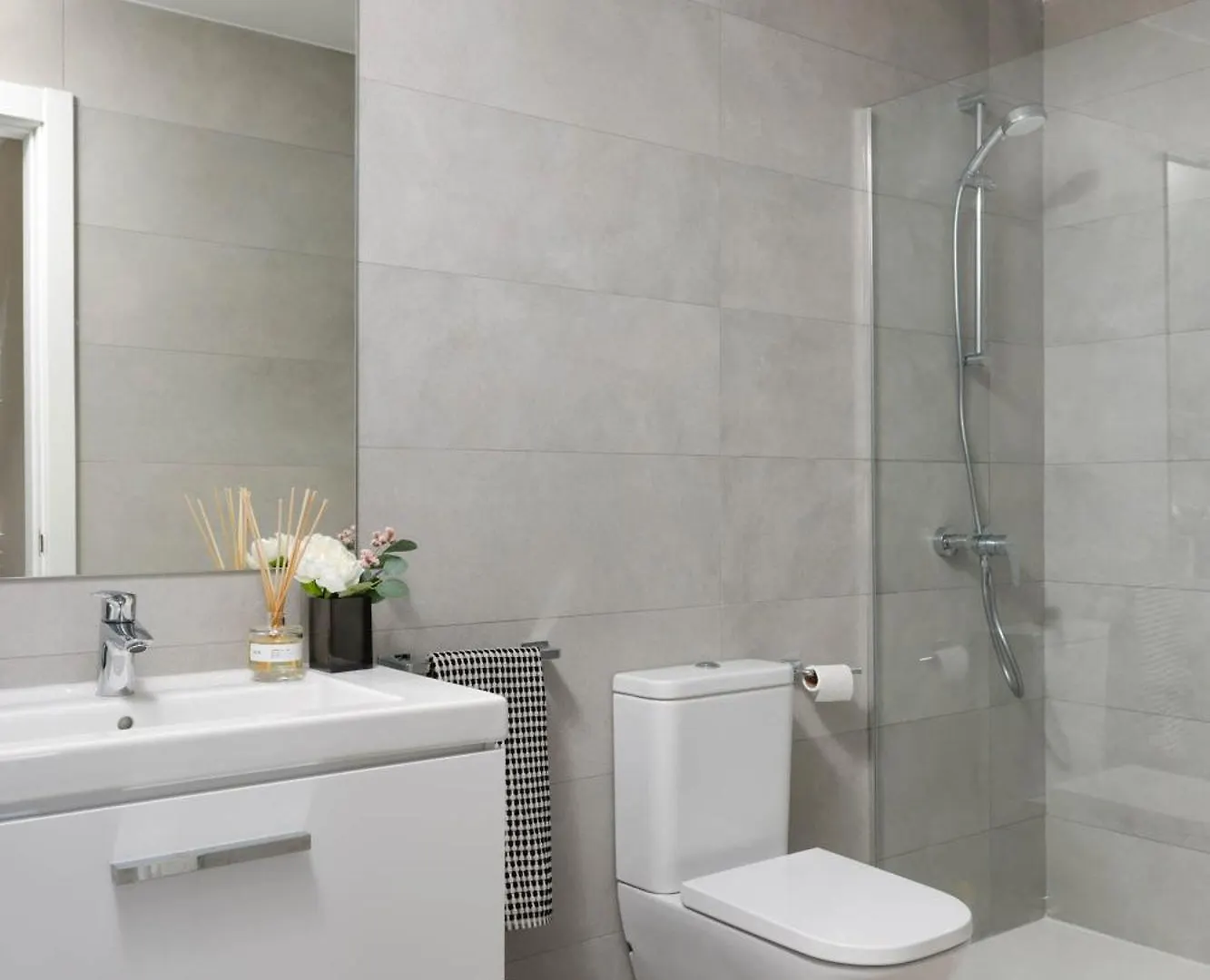 Urban Sky Malaga Sea View 27E Apartman