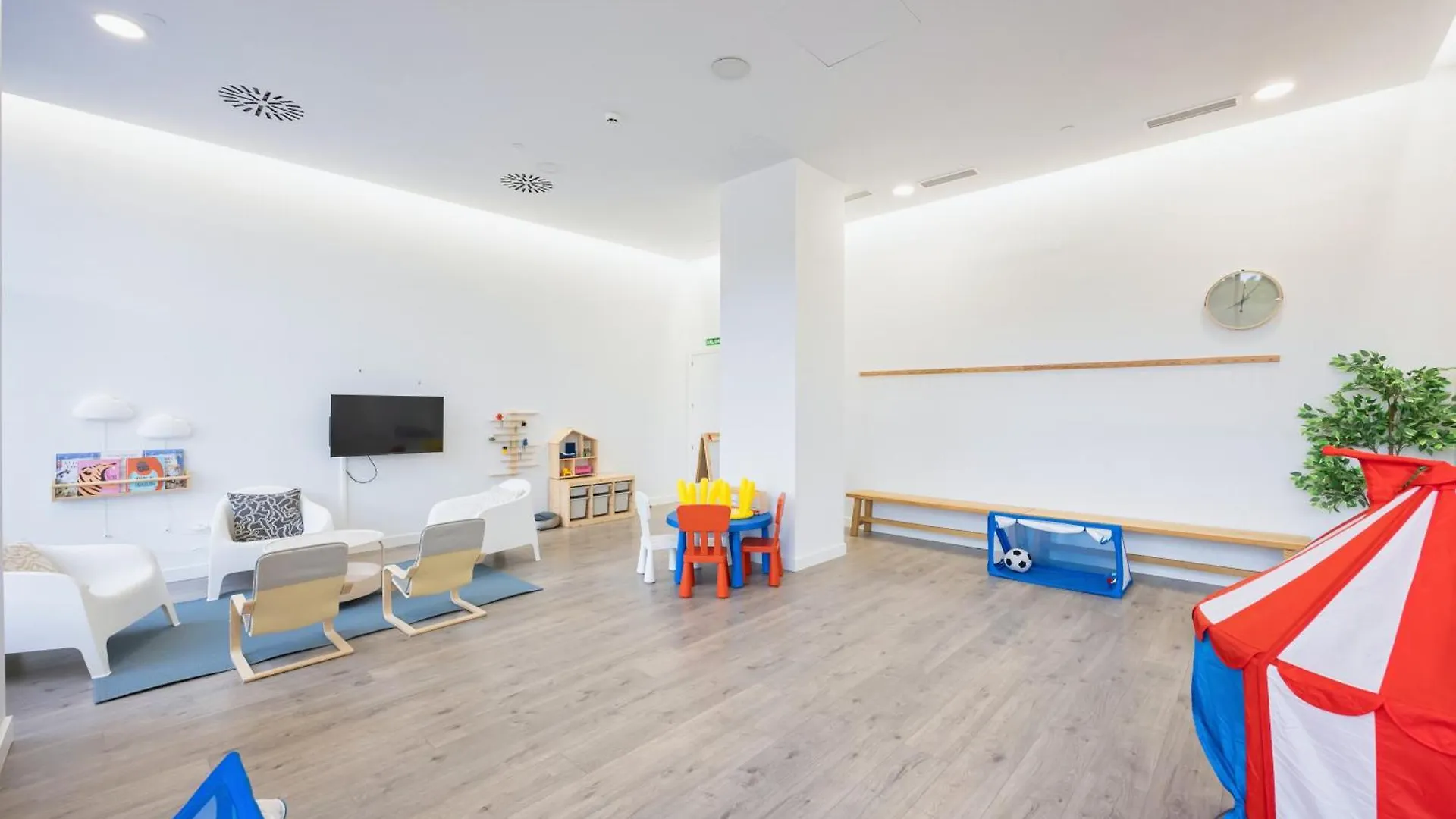 Urban Sky Malaga Sea View 27E Apartman
